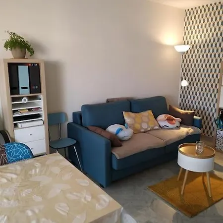 Apartment Le Silvaplana : 4 Prs, 300 M Plages, Parking Antibes