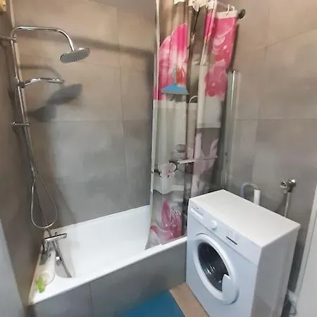 Apartament Le Silvaplana : 4 Prs, 300 M Plages, Parking Antibes